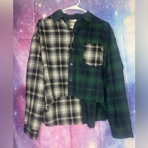 Steve Madden multicolored plaid shirt 🛍
